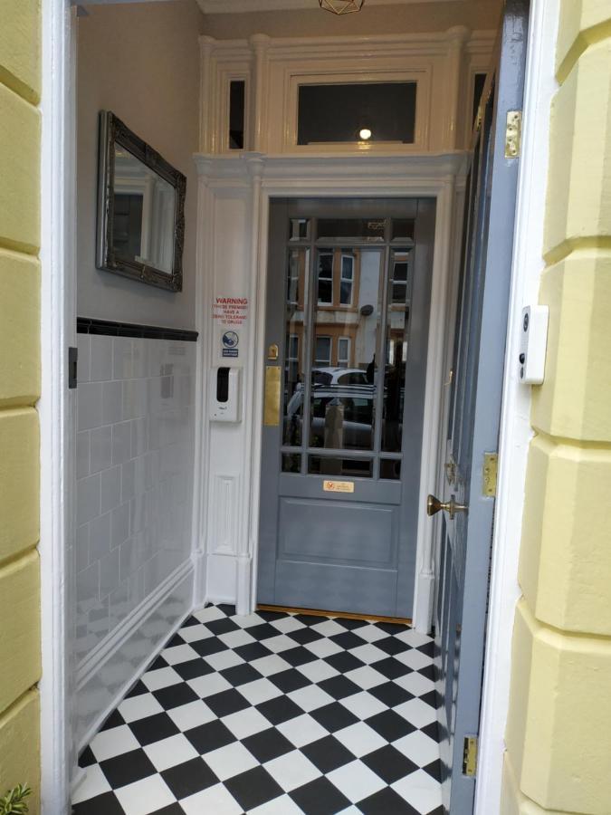 Bed and Breakfast The Castleton Blackpool Esterno foto