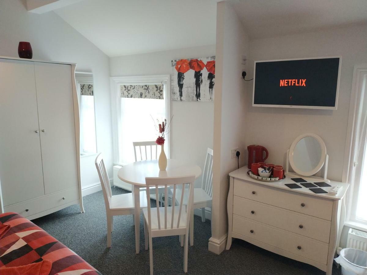 Bed and Breakfast The Castleton Blackpool Esterno foto