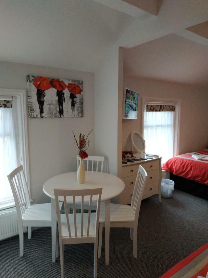Bed and Breakfast The Castleton Blackpool Esterno foto
